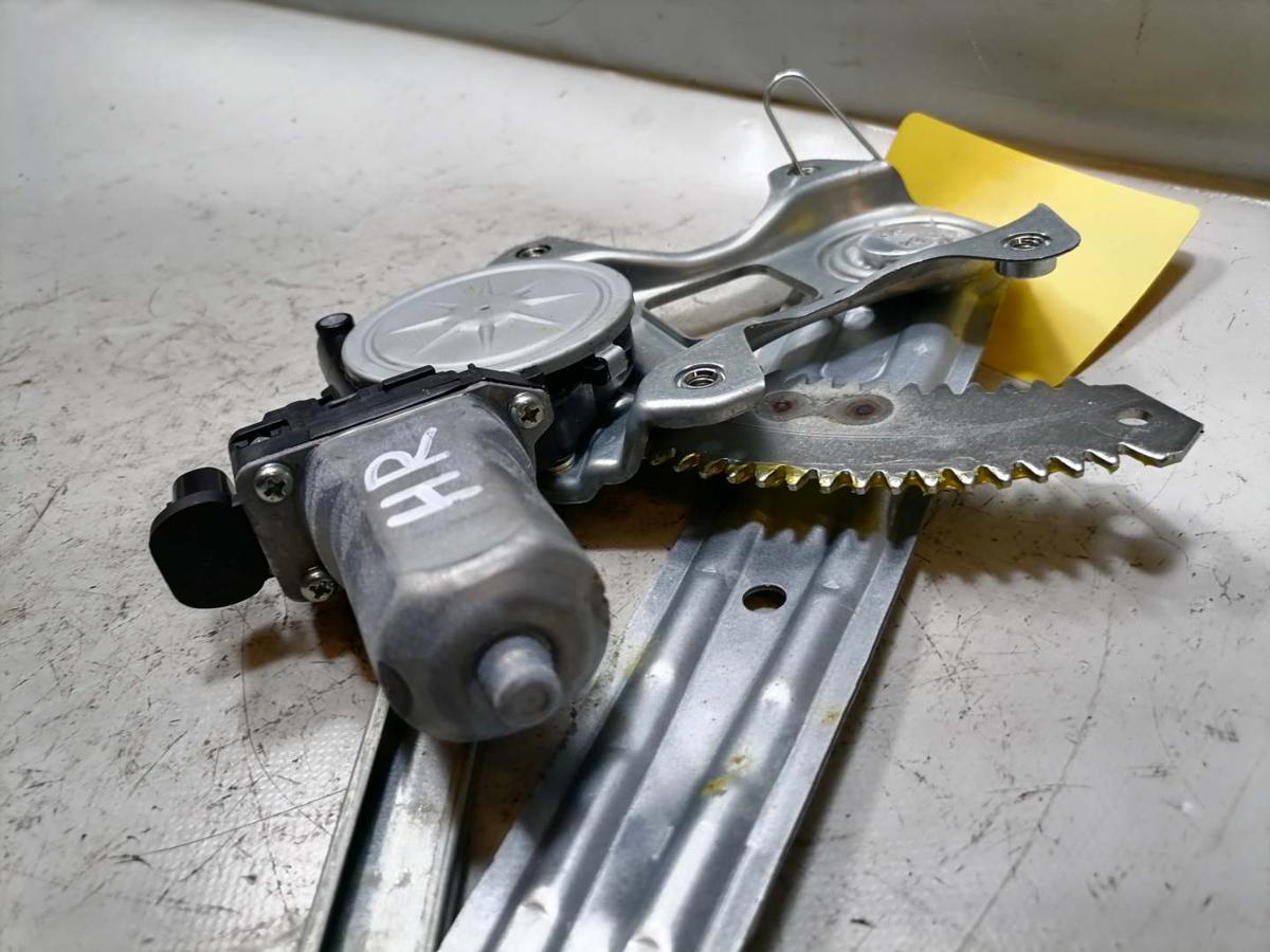 Mitsubishi Eclipse Cross original Fensterheber hinten rechts elektrisch Bj.2023